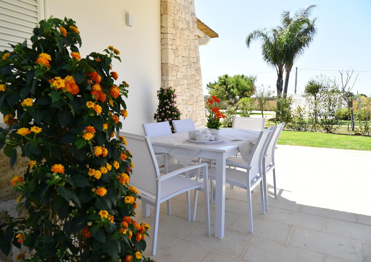 Borgo Fiorito Relais Acomodação com café da manhã Parabita Exterior foto