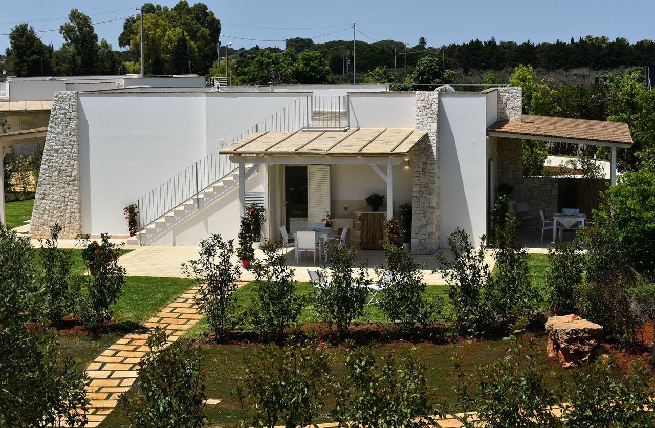 Borgo Fiorito Relais Acomodação com café da manhã Parabita Exterior foto