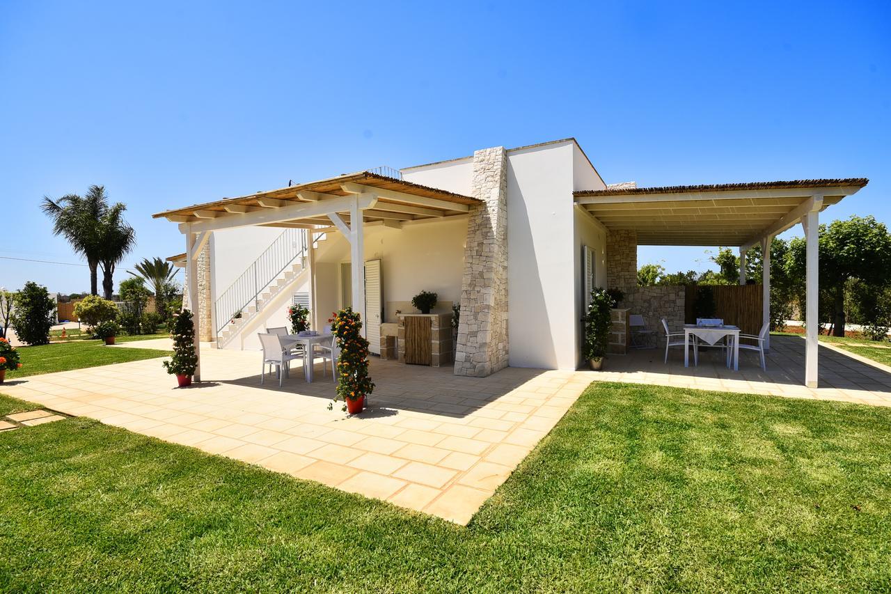 Borgo Fiorito Relais Acomodação com café da manhã Parabita Exterior foto