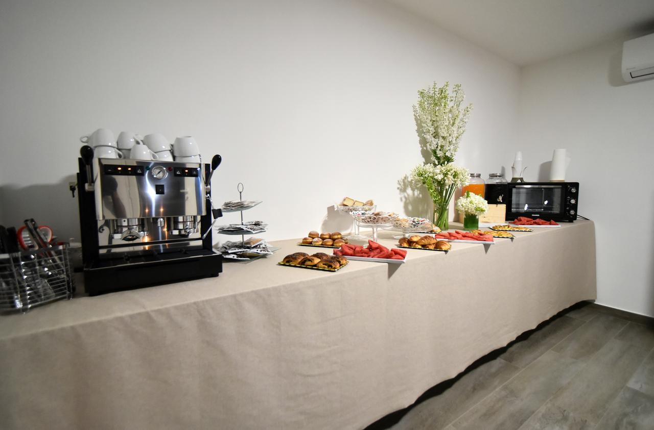 Borgo Fiorito Relais Acomodação com café da manhã Parabita Exterior foto